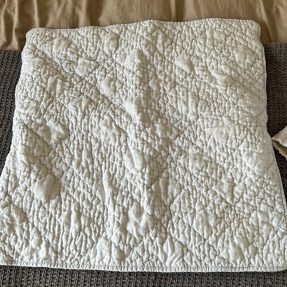 RH Belgian Washed Linen diamond quilt sham (Euro)